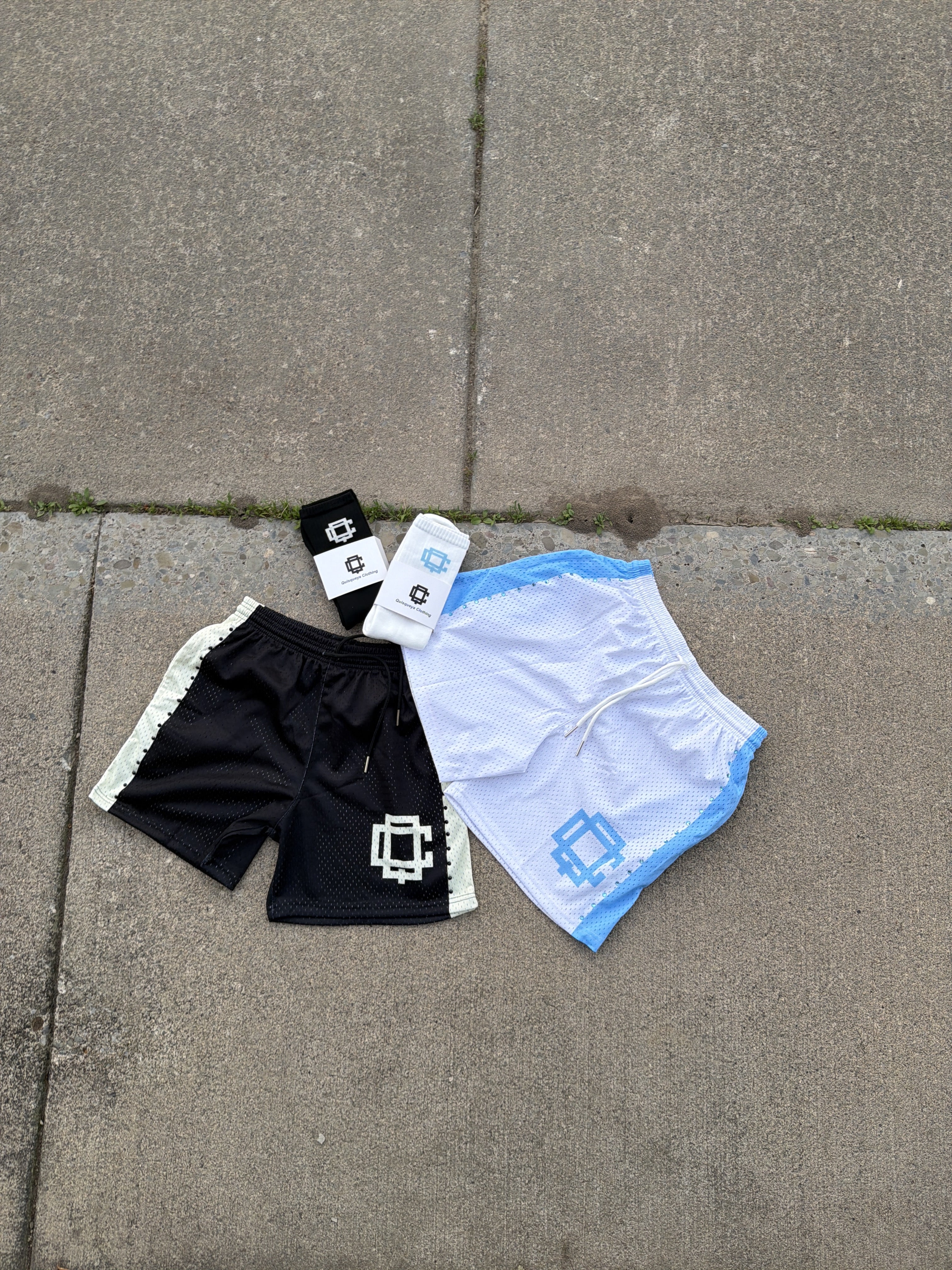 RHINESTONE SHORT
